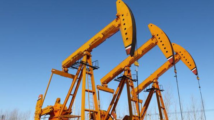 Цена нефти подпрыгнула на новостях из РФ и США