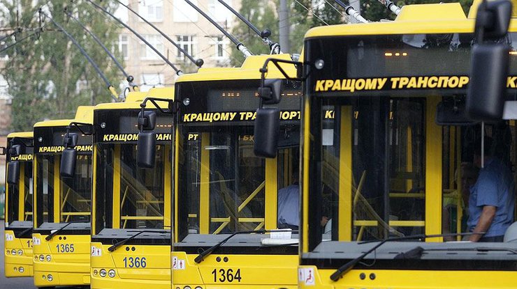 В Киеве перекроют некоторые улицы для проведения шествий