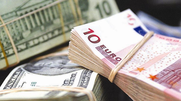 Русский руб. упал ниже 3-х за сотню, евро продолжил расти — Курсы валют