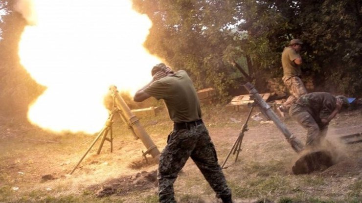 http://www.podrobnosti.ua/media/pictures/2016/11/25/thumbs/740x415/ukrainskie-pozitsii-na-donbass-nakrylo-minometnym-ognem_rect_8bc722e9ae502ba9b663982d715f9e12.jpg