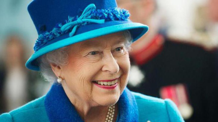 Королеве Елизавете ІІ исполнилось 90 лет