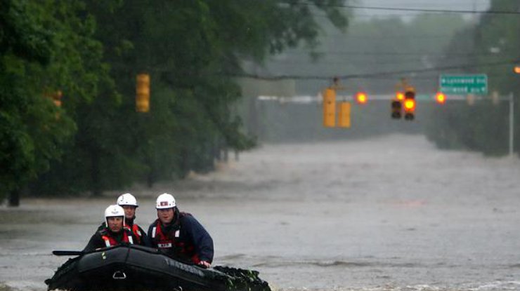 Количество погибших выросло до 26 — Наводнение в США