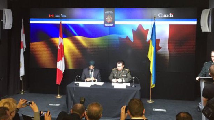 Украина согласилась с Канадой о военном сотрудничестве