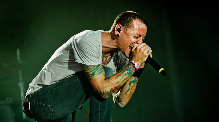 СМИ проинформировали о смерти вокалиста группы Linkin Park