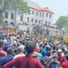 На Шрі-Ланці протестуючі захопили резиденцію президента (відео)