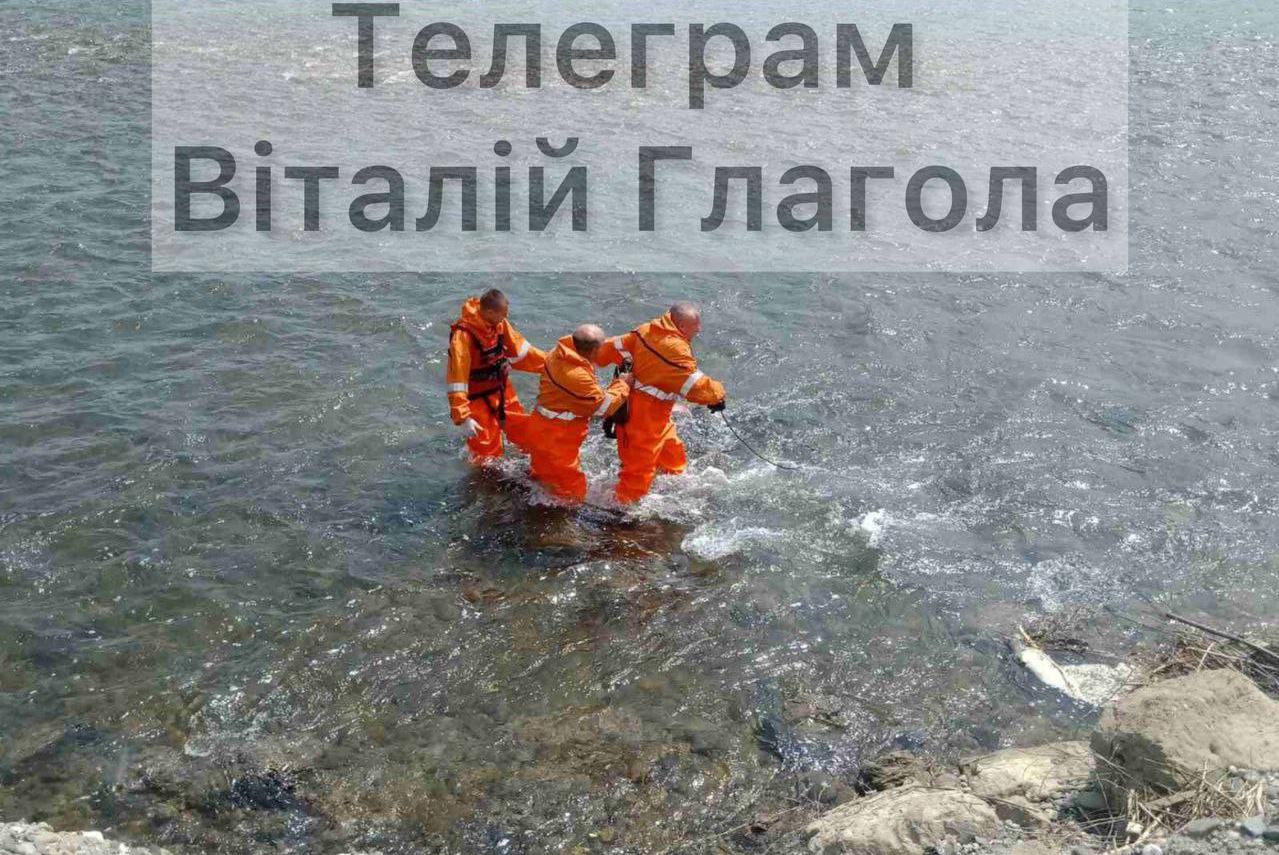Цілих 6(!) потопельників виявили сьогодні (6 травня - ред.) в річці Тиса. Про це повідомив закарпатський журналіст Віталій Глагола