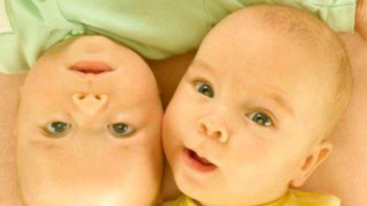 Ученые разгадали тайну рождения близнецов