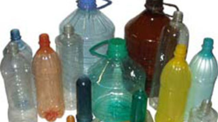 Сербский профессор соорудил дом из пластиковых бутылок