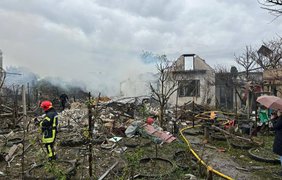 Окупанти вдарили по житловим будинкам Одеси: серед постраждалих дитина