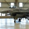 Стало відомо, коли Україна може отримати перші F-16